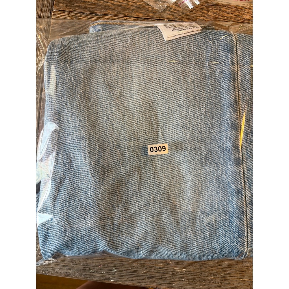 Levis Ribcage Straight Ankle Jeans Womens 26 Light Wash Distressed - Picture 8 of 8
